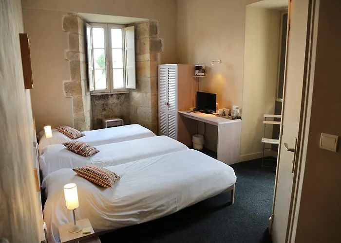 Logis La Garissade 2*