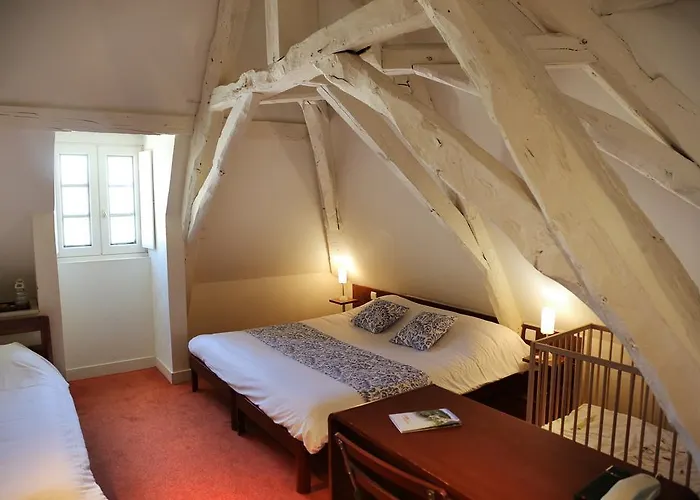 Szálloda Logis La Garissade 2*