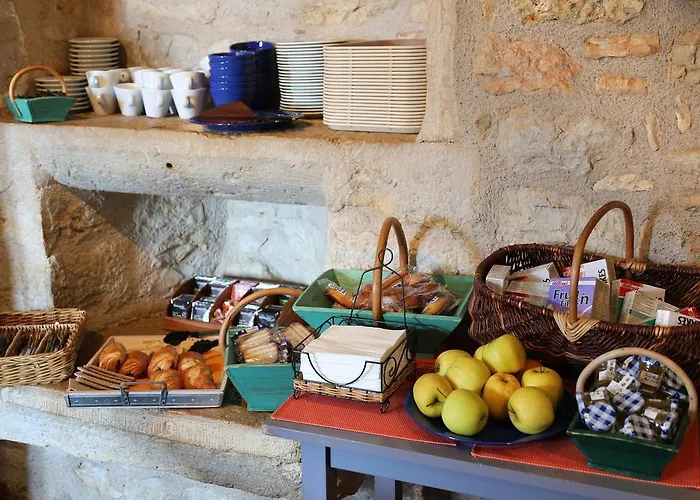 Logis La Garissade Szálloda Murat