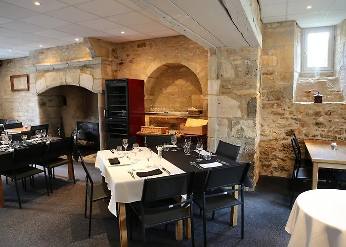 Logis La Garissade 2*