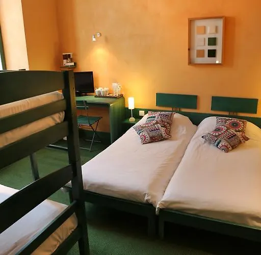 Logis La Garissade Szálloda Murat