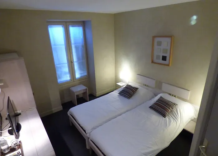 Logis La Garissade Szálloda