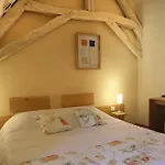 Logis La Garissade 2*