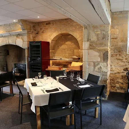 Logis La Garissade 2*