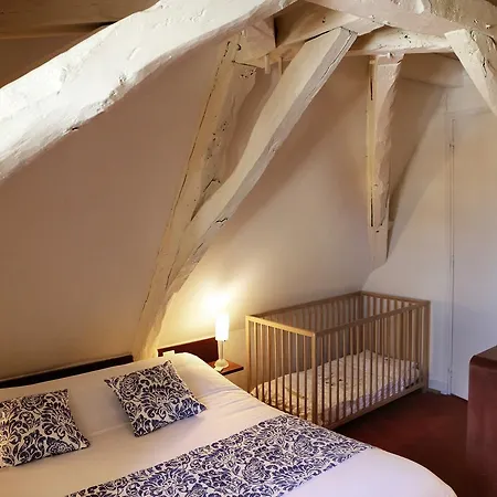 Hotel Logis La Garissade