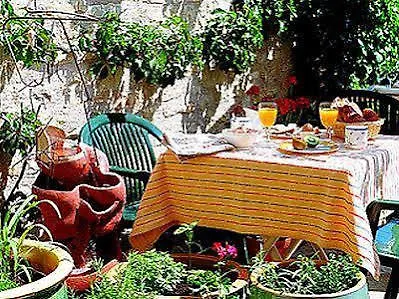 Logis La Garissade Hotell 2*